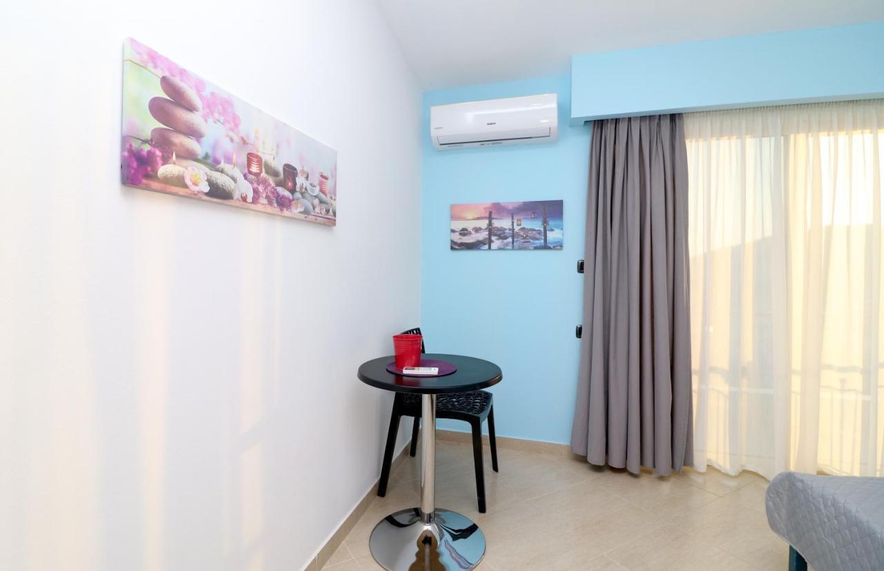 Ildora Qimon Apartment ฮีมาเรอ ภายนอก รูปภาพ