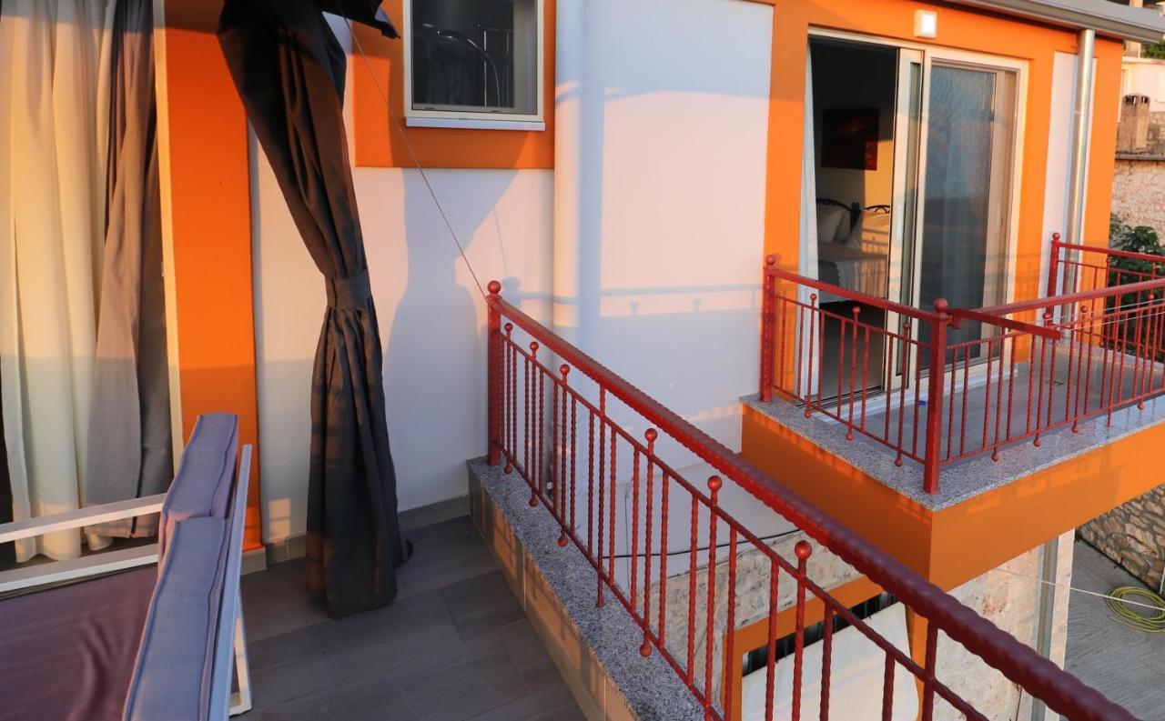 Ildora Qimon Apartment ฮีมาเรอ ภายนอก รูปภาพ