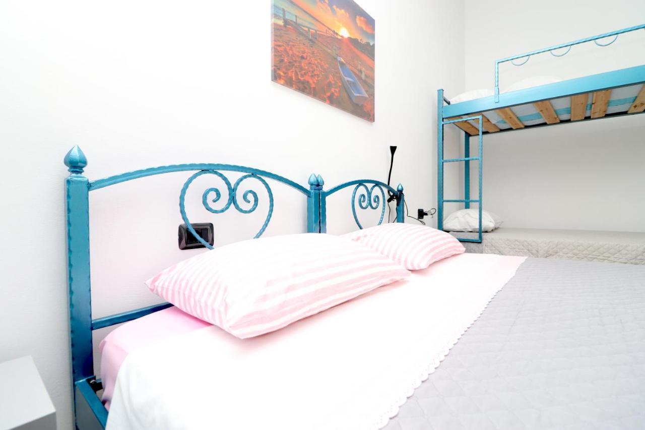 Ildora Qimon Apartment ฮีมาเรอ ภายนอก รูปภาพ