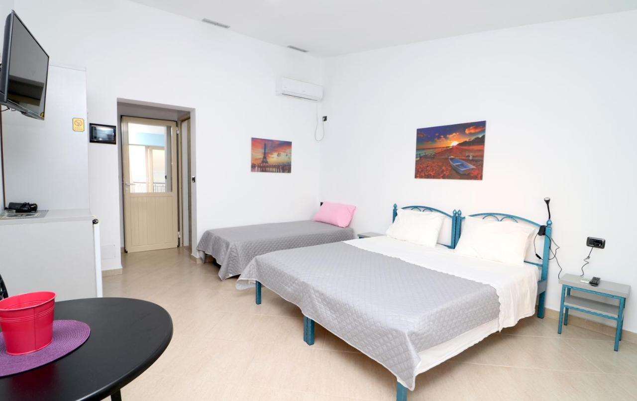 Ildora Qimon Apartment ฮีมาเรอ ภายนอก รูปภาพ