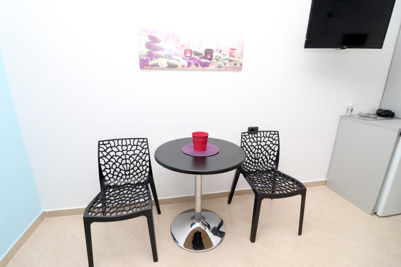 Ildora Qimon Apartment ฮีมาเรอ ภายนอก รูปภาพ