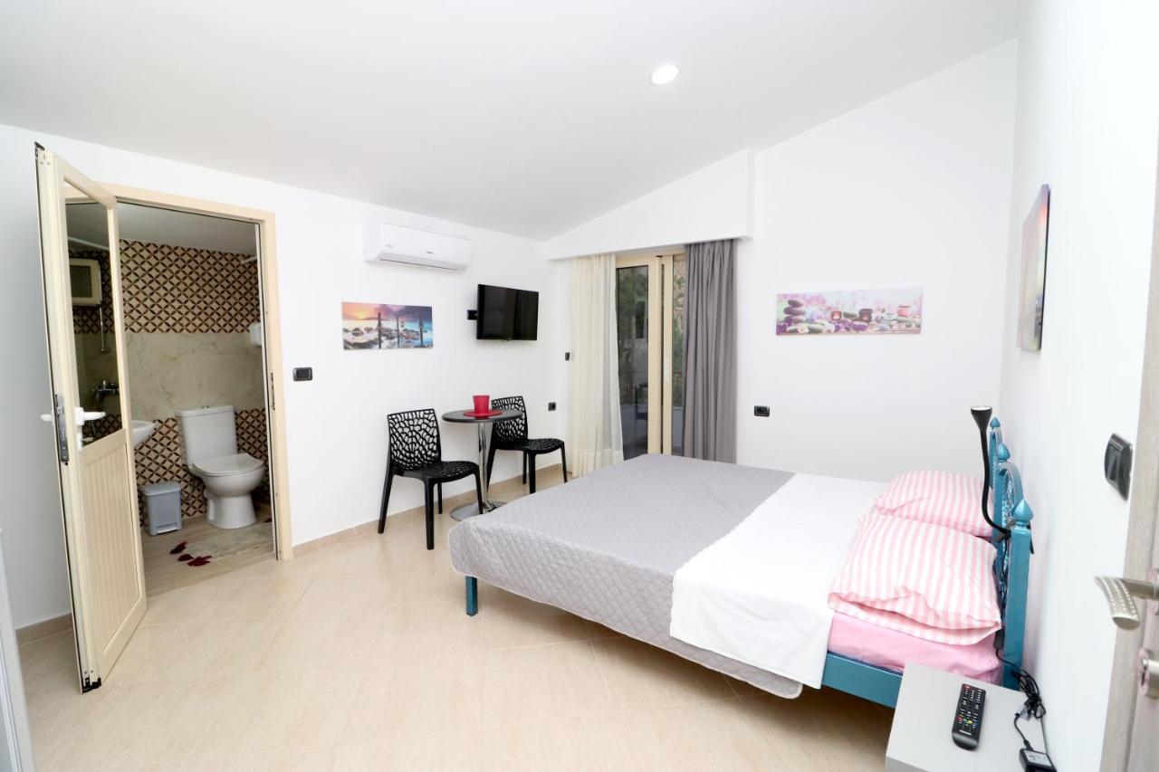 Ildora Qimon Apartment ฮีมาเรอ ภายนอก รูปภาพ