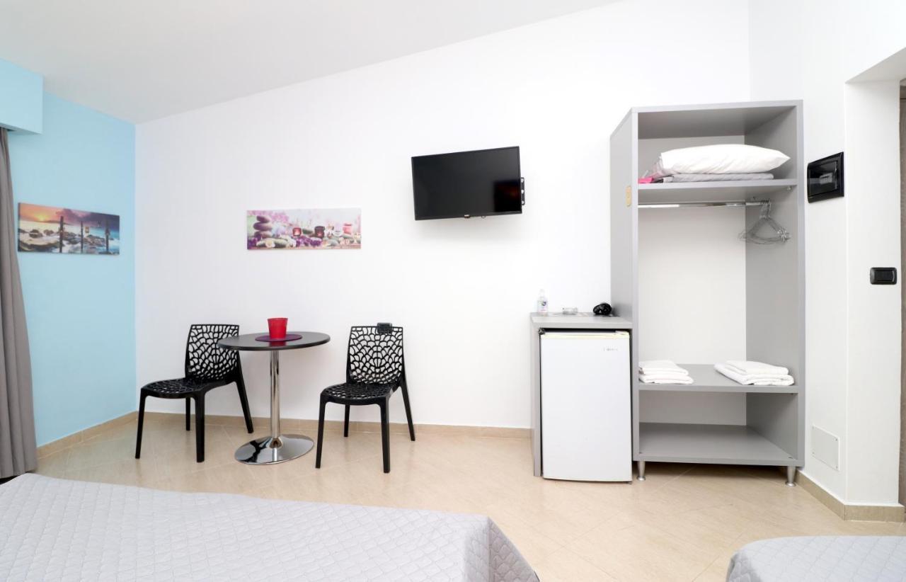 Ildora Qimon Apartment ฮีมาเรอ ภายนอก รูปภาพ